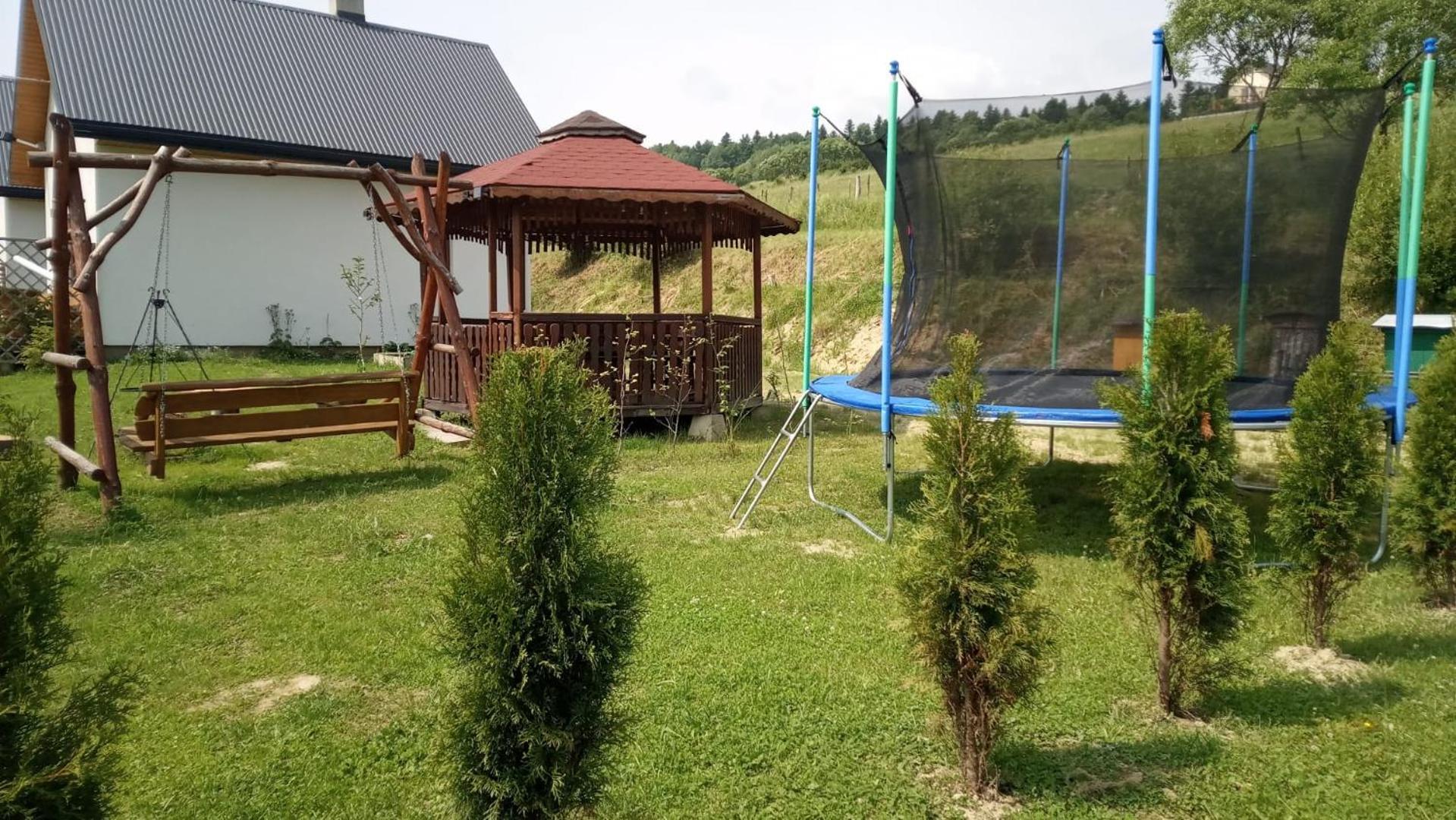 Domki W Bieszczadzkiej Dolinie Ustrzyki Dolne Exterior foto