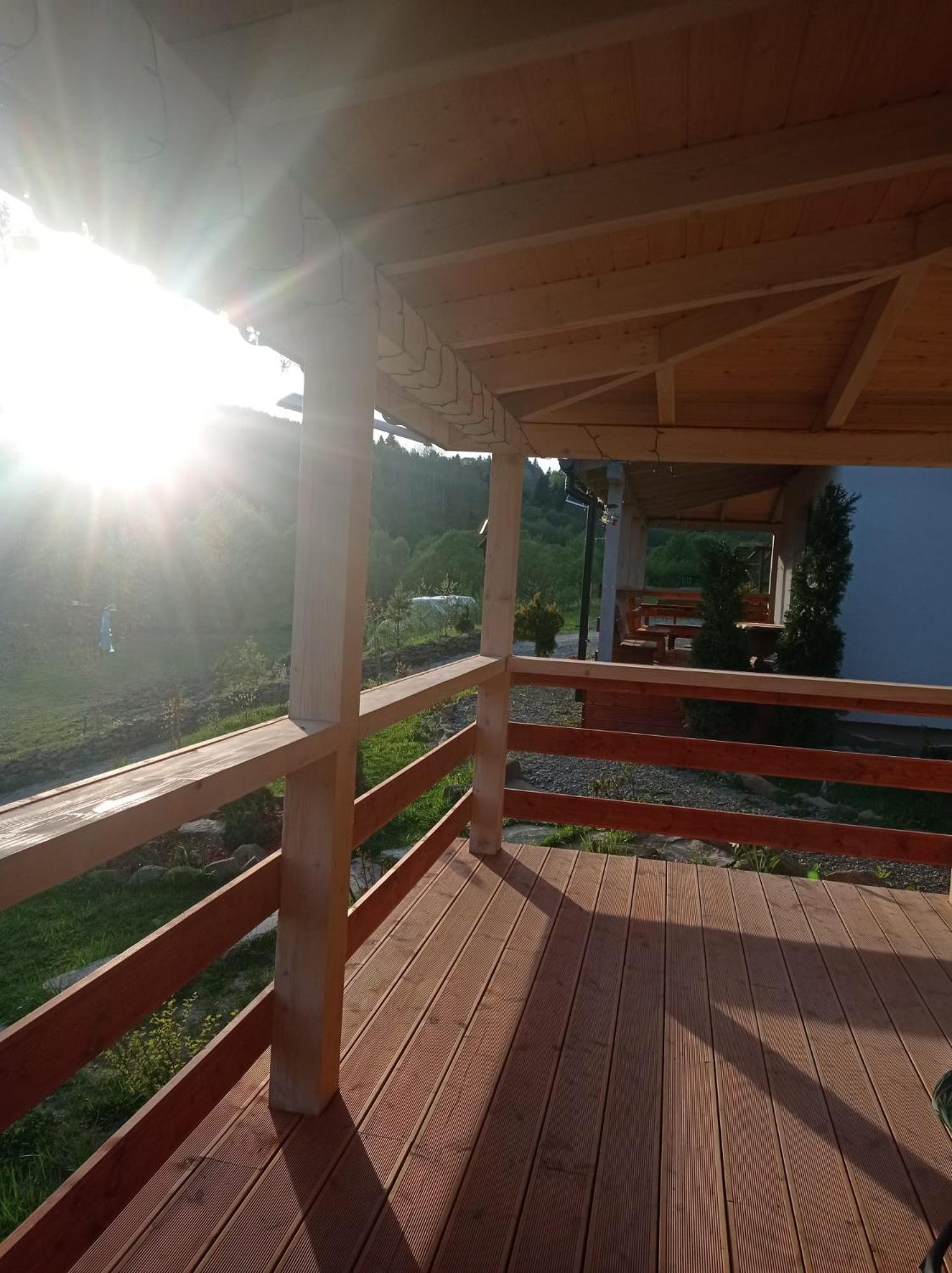 Domki W Bieszczadzkiej Dolinie Ustrzyki Dolne Exterior foto